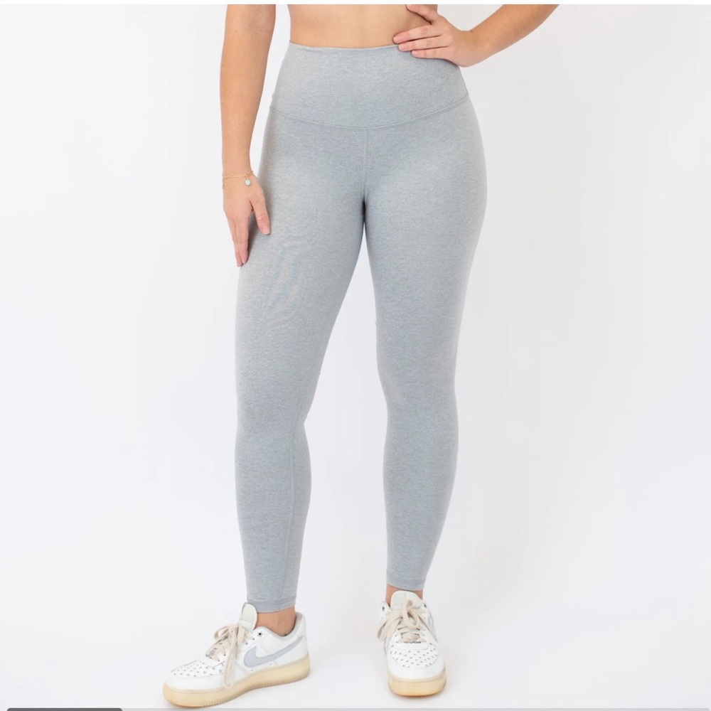 SALE ‼️Gray High-Waisted Leggings